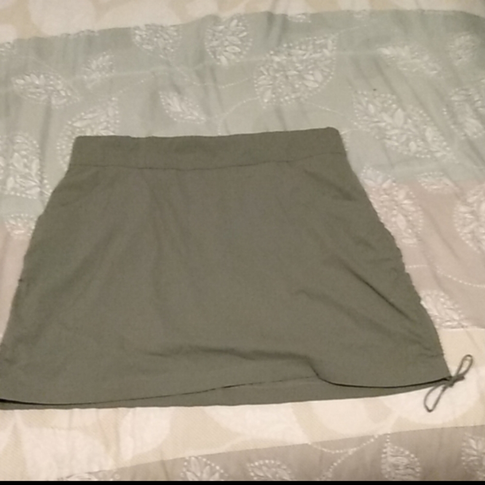 Cute skirt (green)